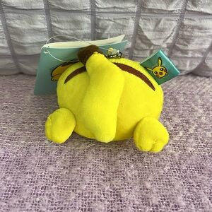 Japanese pikachu booty keychain